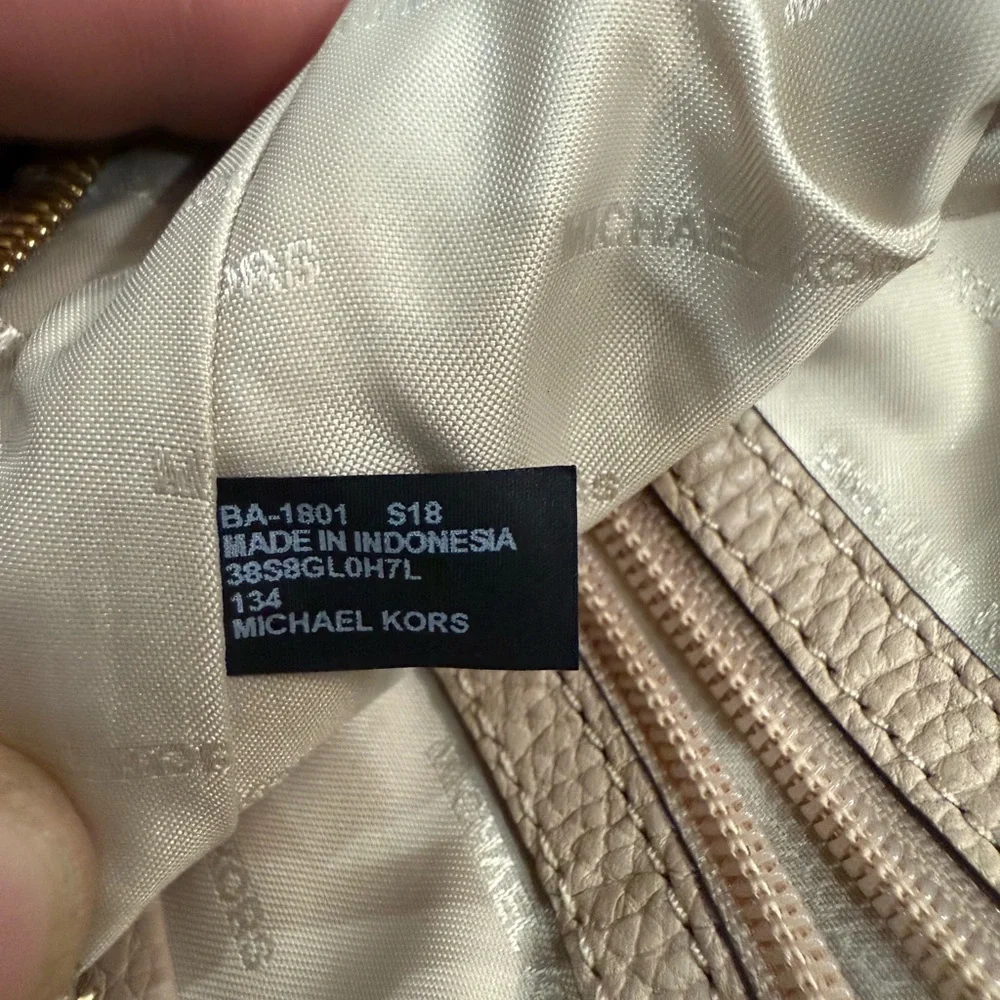 Michael Kors Lydia Pebbled Leather Chain Shoulder Hobo Bag Blush Beige